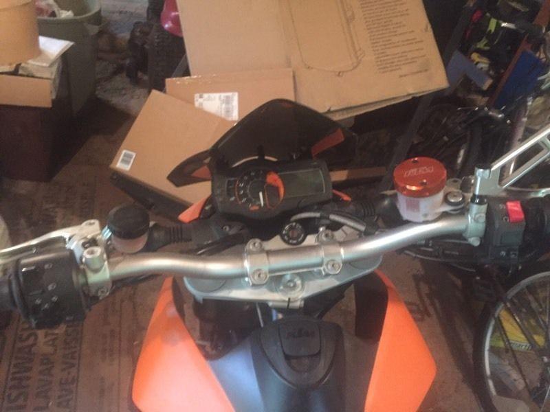 2010 ktm duke 690