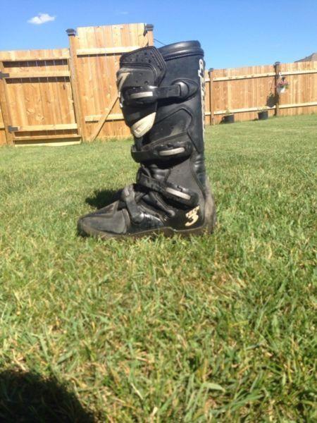 Dirtbike boots size 9