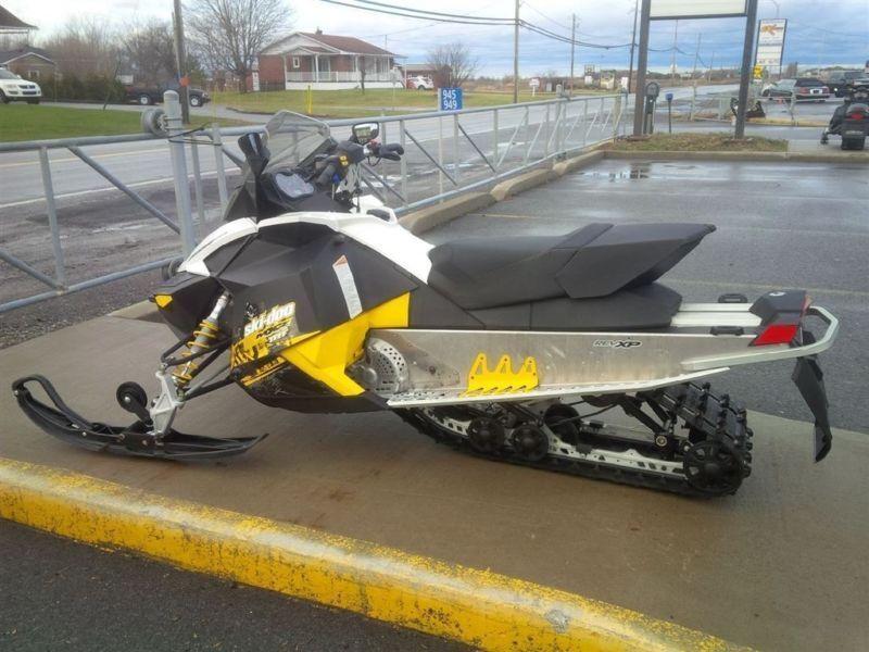 2011 Ski-Doo MX Z TNT 800 E-Tec E.S