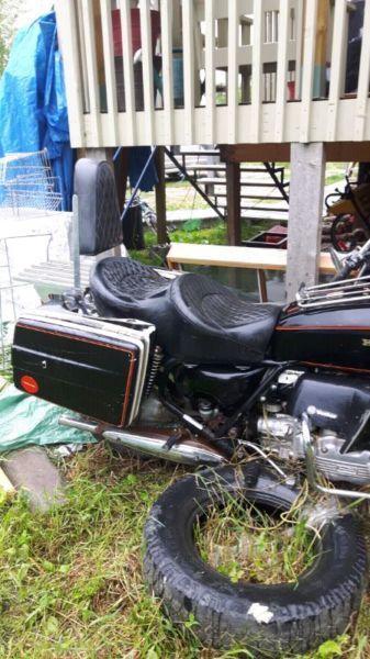 1975 Honda Goldwing looking for 600.00 obo need gone!!!