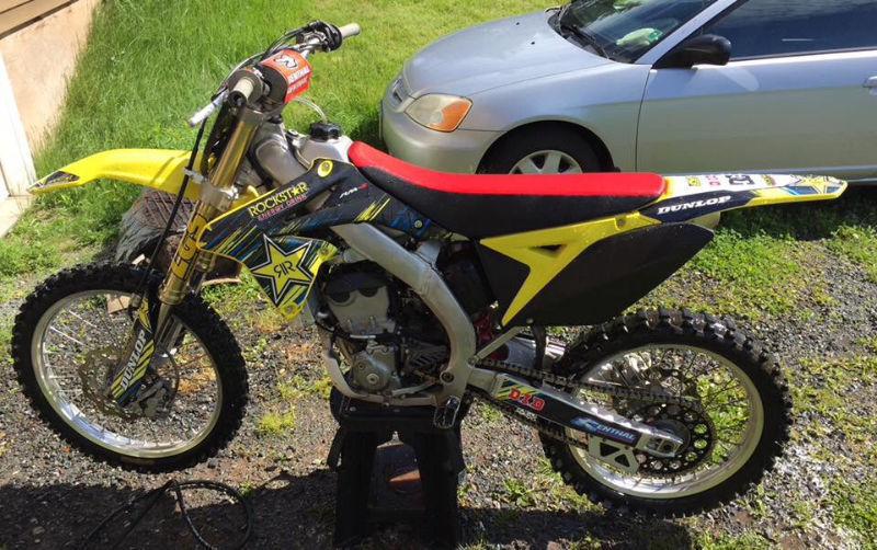 very clean 2012 rmz $3500 obo