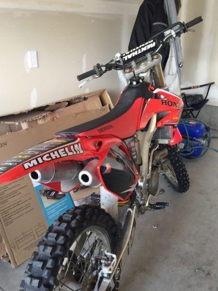 08 Honda CRF 250 $3450 OBO