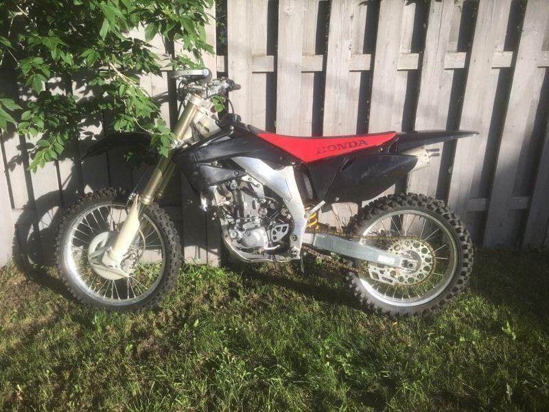 2003 CRF450R lots of new parts ready to ride reduced!!!!
