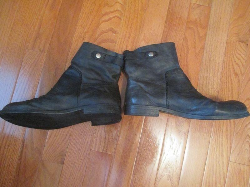 LEATHER MOTORCYCLE BOOTS