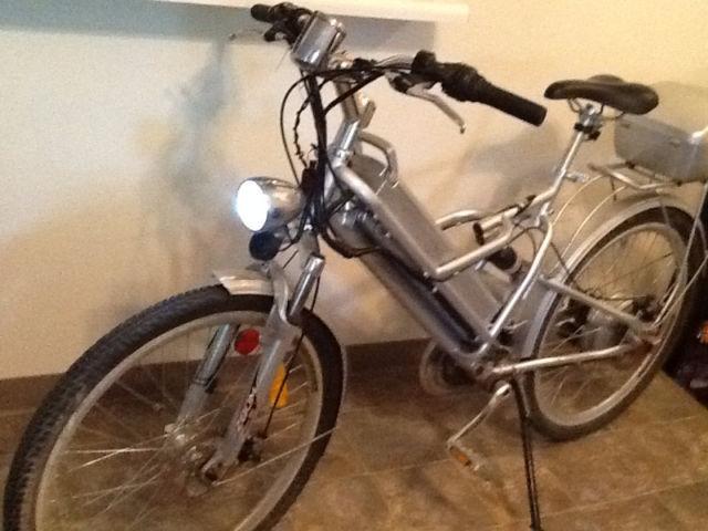 Electric Bike Forsale, Works Great, (26 Inch Tires)