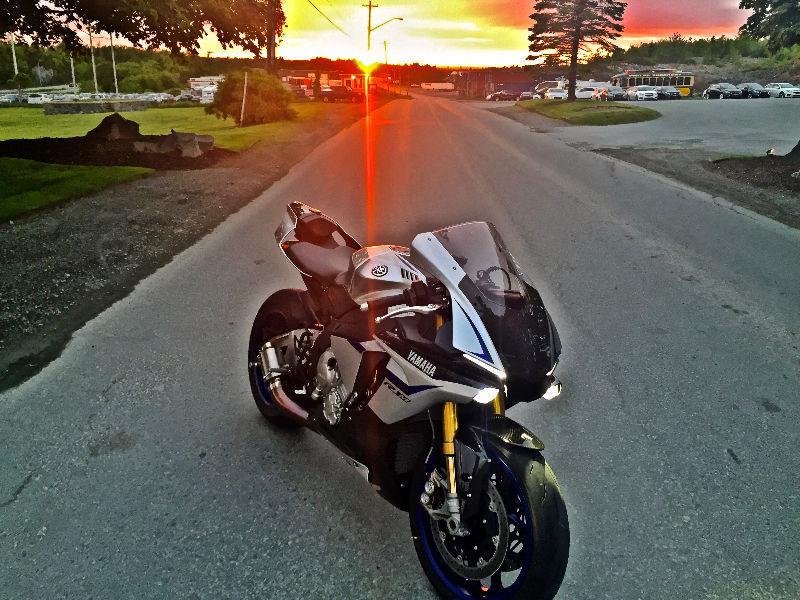 Yamaha R1M ***Price reduced and OBO*** PREMIUM MOTORCYCLE