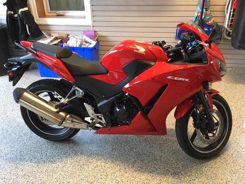 2015 Honda CBR300 Motorcycle - Immaculate Condition