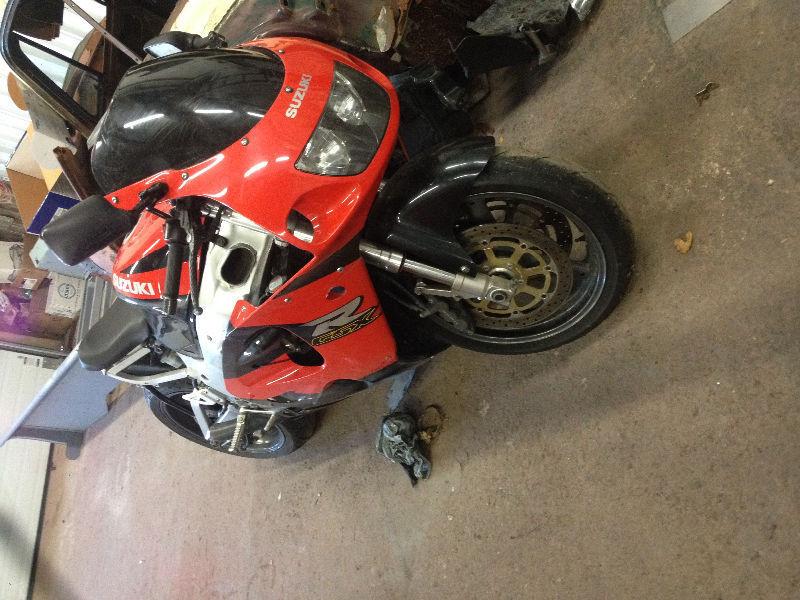 Gsxr 750 for parts