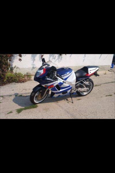 Suzuki GSX-R 750 FOR SALE