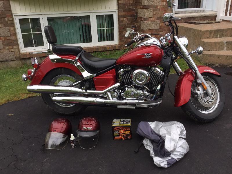2007 - 650 Yamaha Custom - red - 2000kms - great condition
