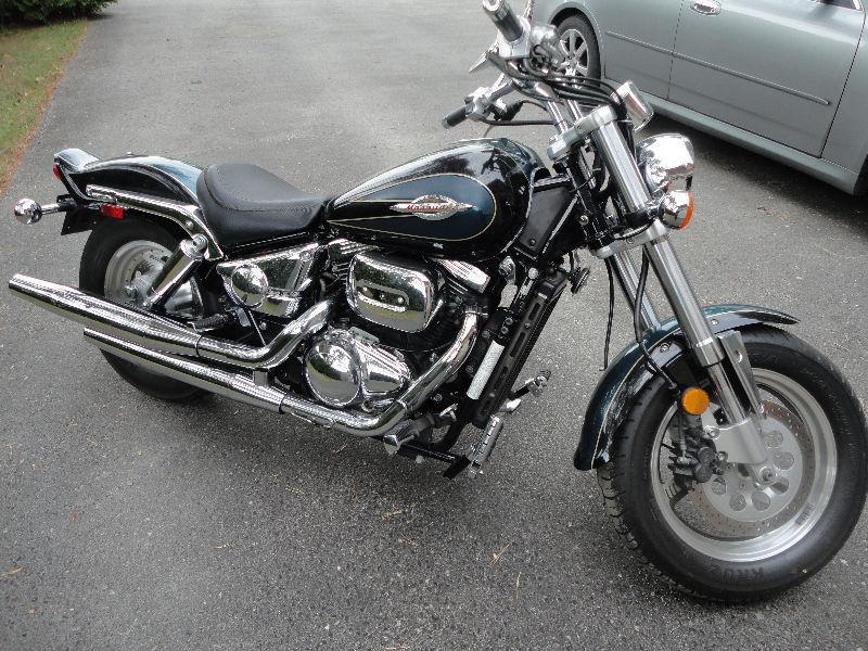 parting out 1999 Suzuki Marauder selling in parts only