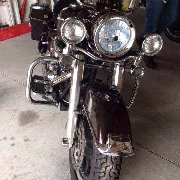 Harley Davidson Road King FLHP