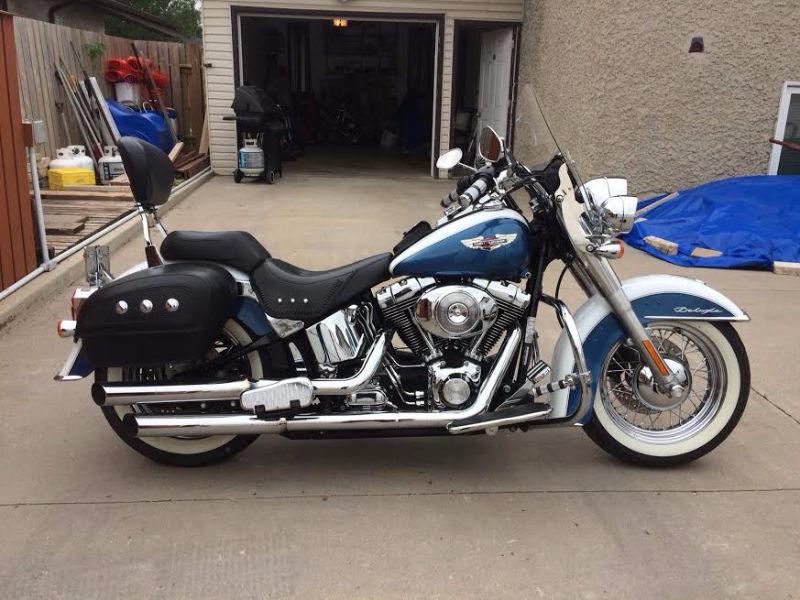 2005 Harley Davidson Softail Deluxe FLSTN