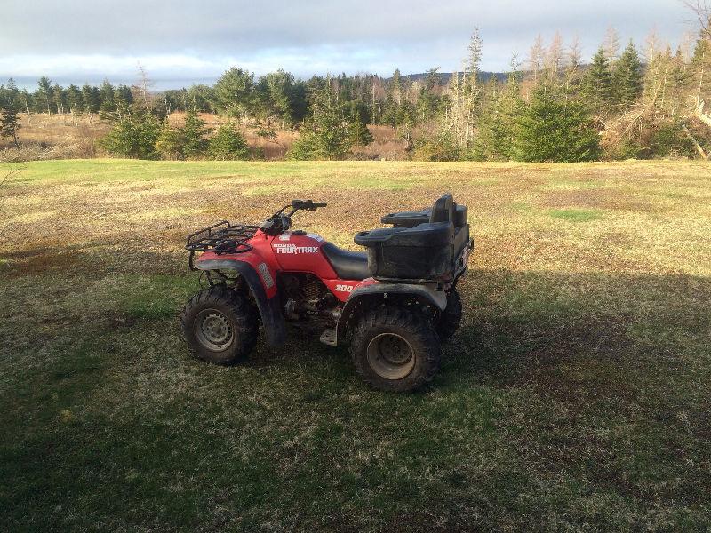 Red Fourtrax MINT CONDITION, NEW COMPLETE REAR END