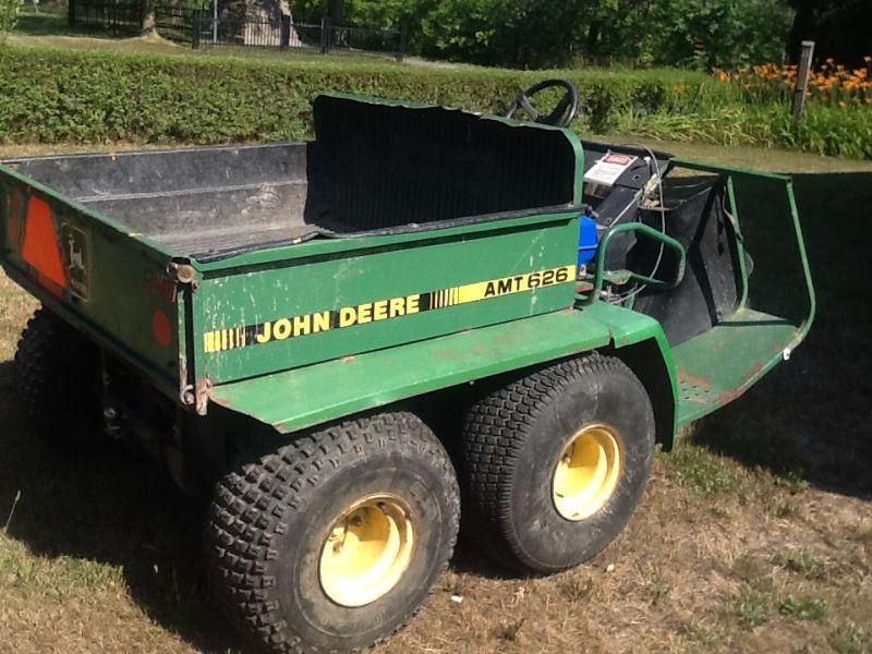 John Deere Gator AMT 626
