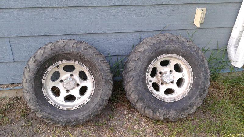 Complete set of 4+1 matching atv wheels and tires