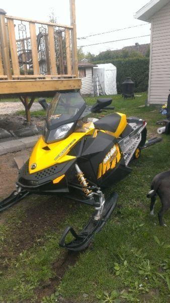 Ski doo mxz 600 etch