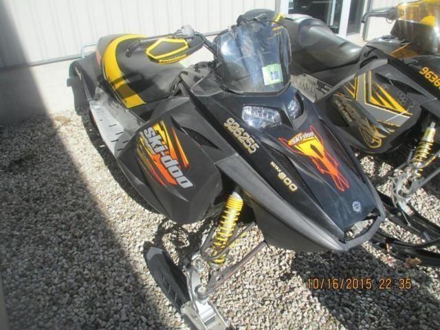 2003 Ski-Doo MXZ 800 SPORT