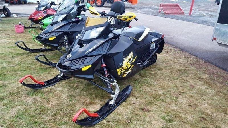 2010 Ski-Doo MXZ X 800 ETEC