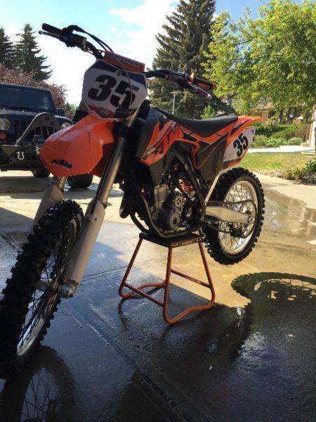 2014 KTM SXF 350 ( extremely low hours )