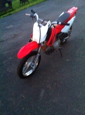 2005 Honda crf 70 with riding gear and papers