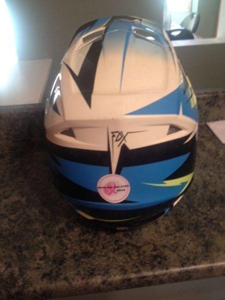Fox v1 motocross helmet a