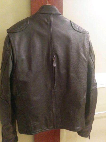 PRICE REDUCED. Men's leather motorcycle jacket, medium