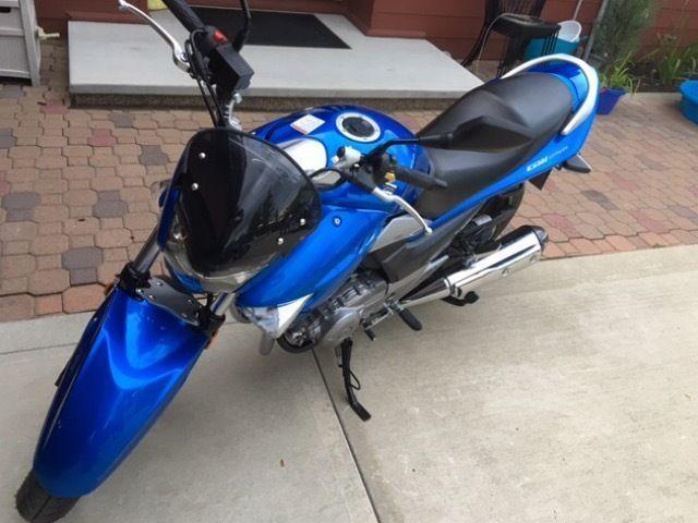 2015 Suzuki GW 250 Like New