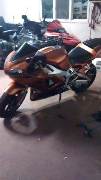 1998 yamaha r1000 and a 2002 summit 600 forsale or trade