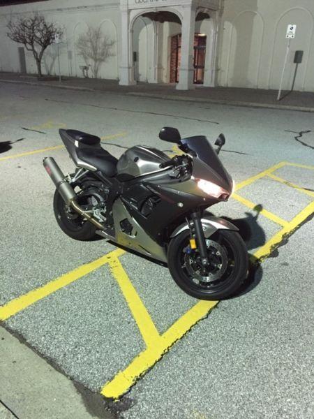 2003 YAMAHA R6