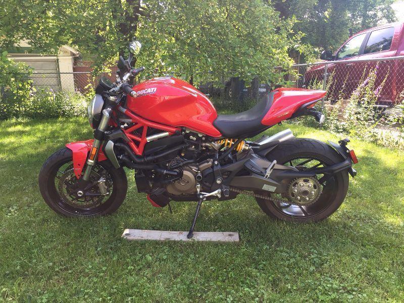 2015 Ducati Monster 1200 - Only 1500 km