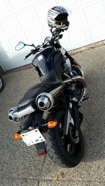 2009 Yamaha MT 01 For sale ( looks almost brand new )