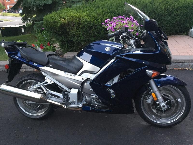 FJR 1300 like new 1 owner (60+), stored last two years