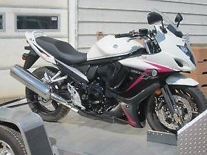 2010 GSX-F 650 Suzuki showroom condition motocycle