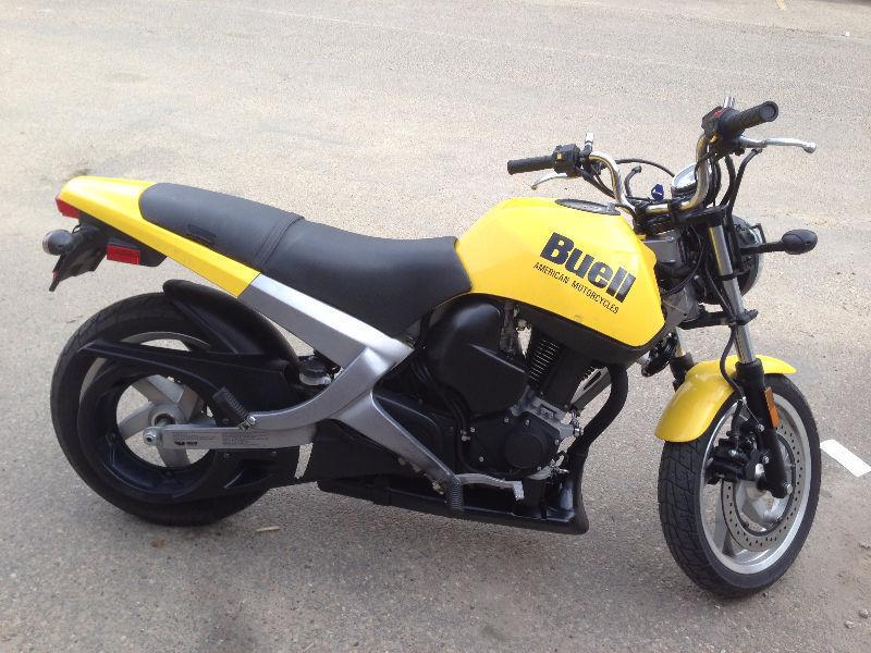 2001 Buell Blast - Made by Harley Davidson