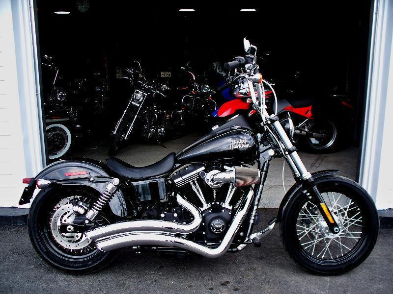 2014 HARLEY DAVIDSON STREETBOB