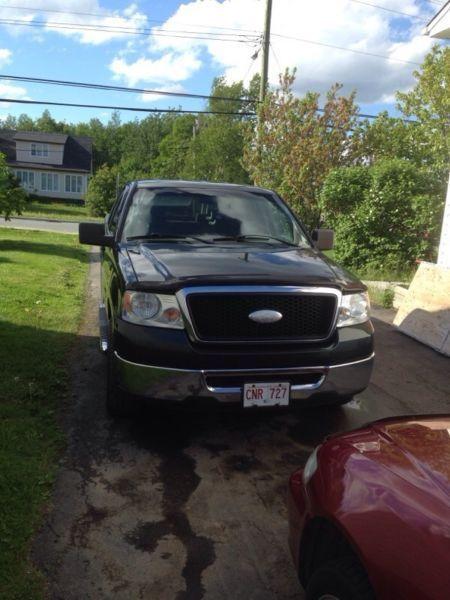 2006 Ford F150 extended cab 4x2 Truck