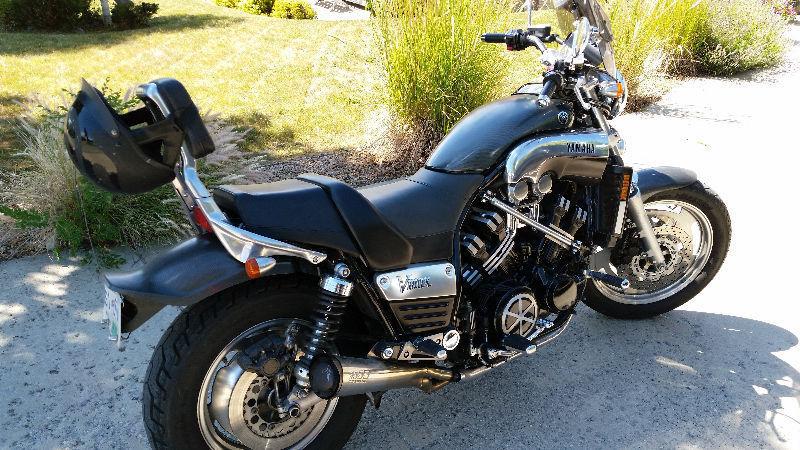 Yamaha v max in perfect condition $5500 obo