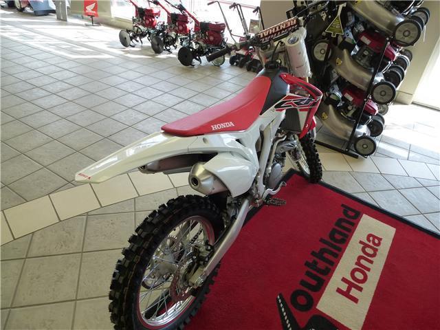 2016 CRF