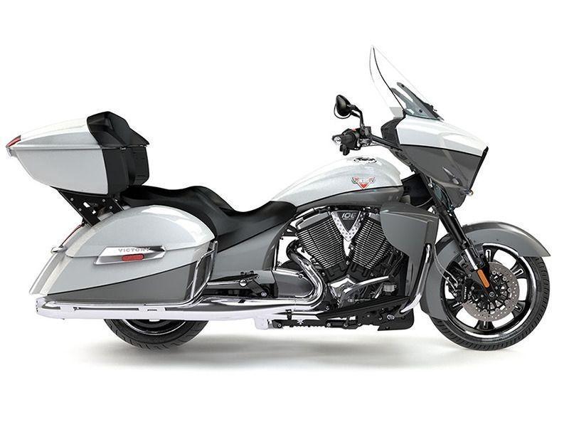 2016 Victory Cross Country Tour Two-Tone White Pearl and Gray