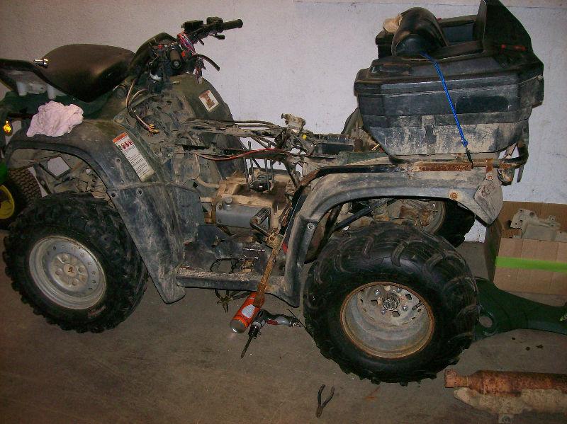 2005 honda 350 rancher 4X4 parting out