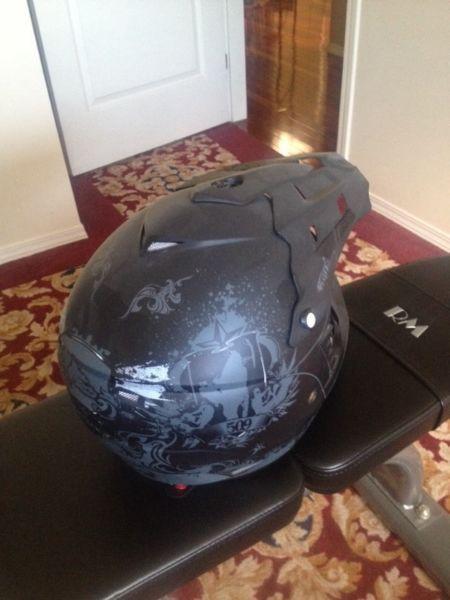 Men's 509 dirt biking helmet