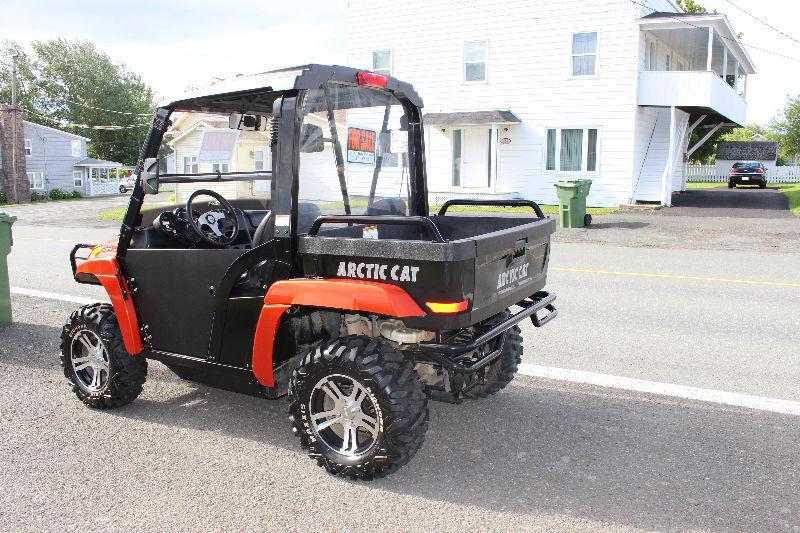 Excellent Condition Side by Side