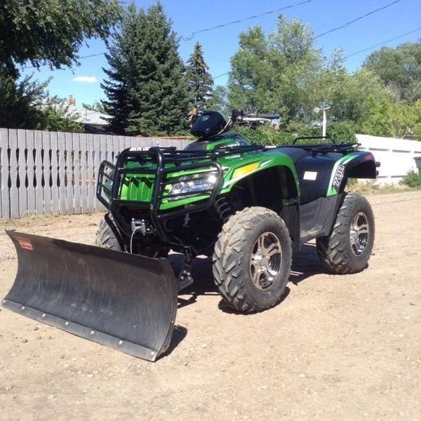 2012 Arctic Cat 700 LTD