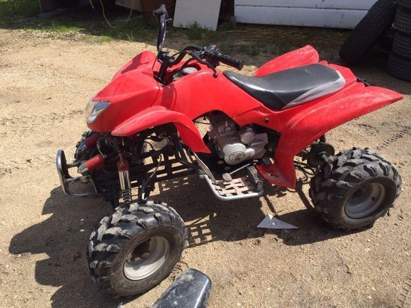 Just Like New!!! 2wd Quad -250cc-m/t-amazing condition,4-Stroke