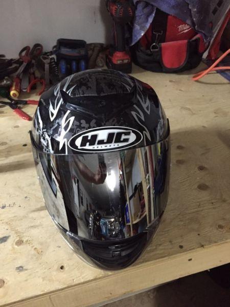 HJC motorcycle helmet (large)