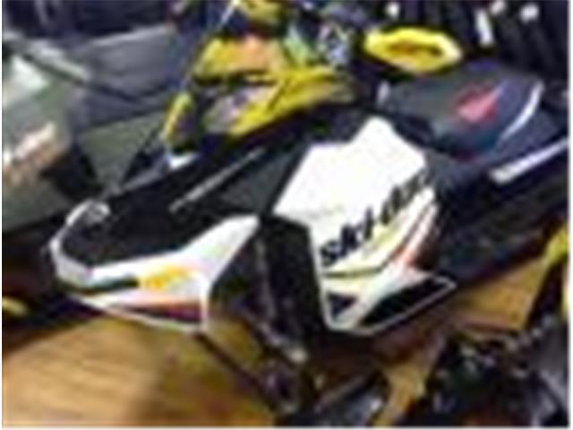 2012 SKI-DOO MXZ X 800 Etec