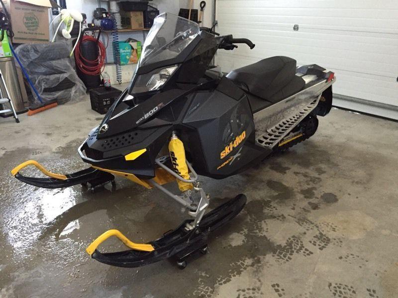 2008 Ski-Doo MXZ X 800R