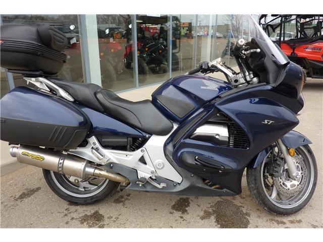 2004 Honda ST1300