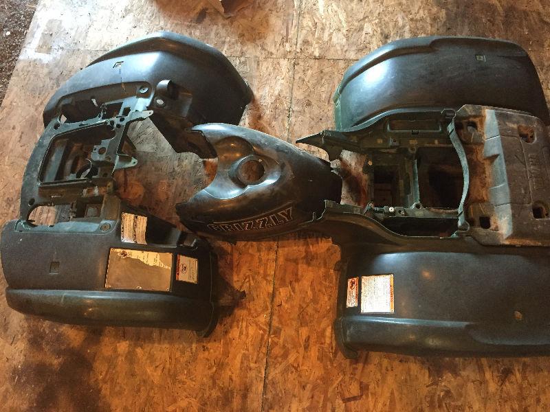 2 sets of plastics 2002-2008 Yamaha Grizzly 660